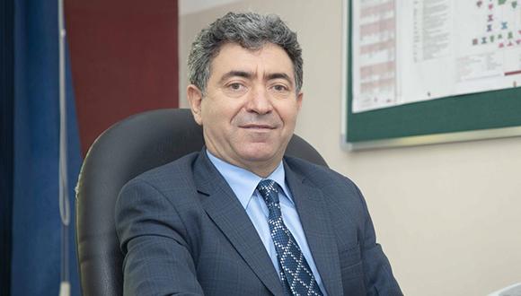 Dr Farhad Tayebipour